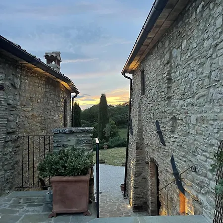 Ca' Di Nieri The Saints' Monte Santa Maria Tiberina